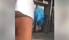 女同性恋亲吻视频,女同性恋亲吻瞬间